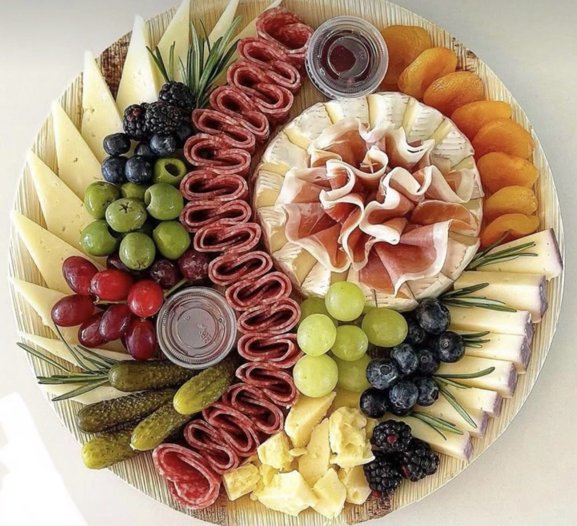 BOX APERO MIXTE FROMAGE ET CHARCUTERIE